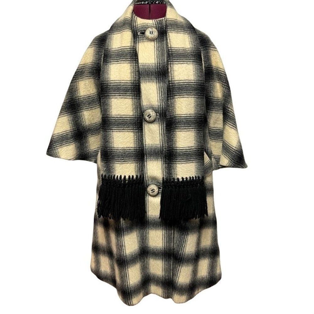𝅺Marshall Fields & Co Vintage Coat With Attached Scarf 3/4 Sleeve Plaid